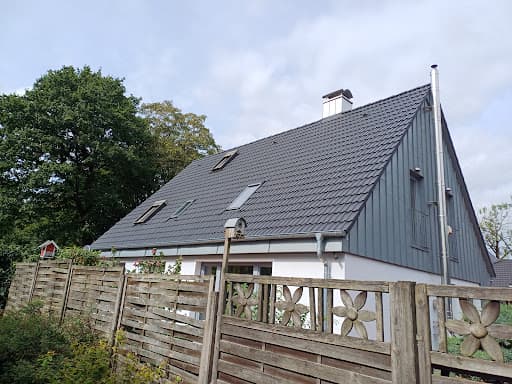 MS Dach GmbH Dachreinigung Dachbeschichtung Dachrinnenreinigung — Kundenfoto
