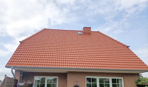 MS Dach GmbH Dachreinigung Dachbeschichtung Dachrinnenreinigung — Kundenfoto