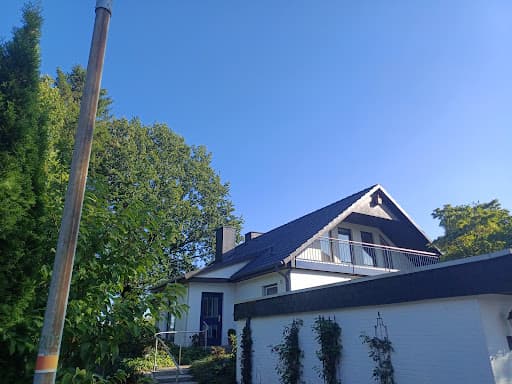 MS Dach GmbH Dachreinigung Dachbeschichtung Dachrinnenreinigung — Kundenfoto