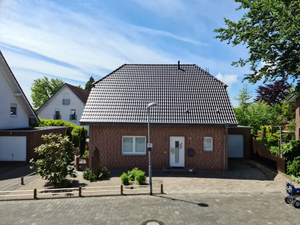 Reinigungstechnik Hartmann, Dachreinigung und Dachbeschichtung