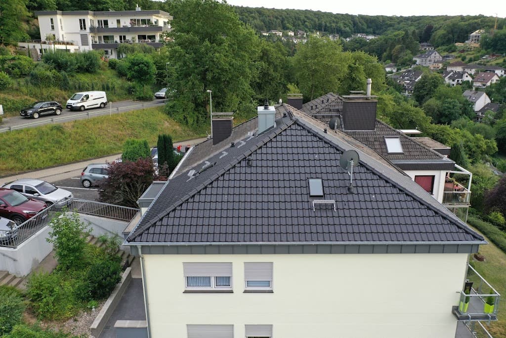 Momper & Sohn GmbH Dachdeckermeisterbetrieb